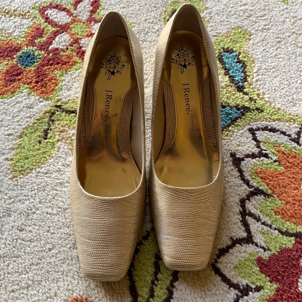 NWOT J.Renee Mary shoes - size 9.5 GORGEOUS!!!